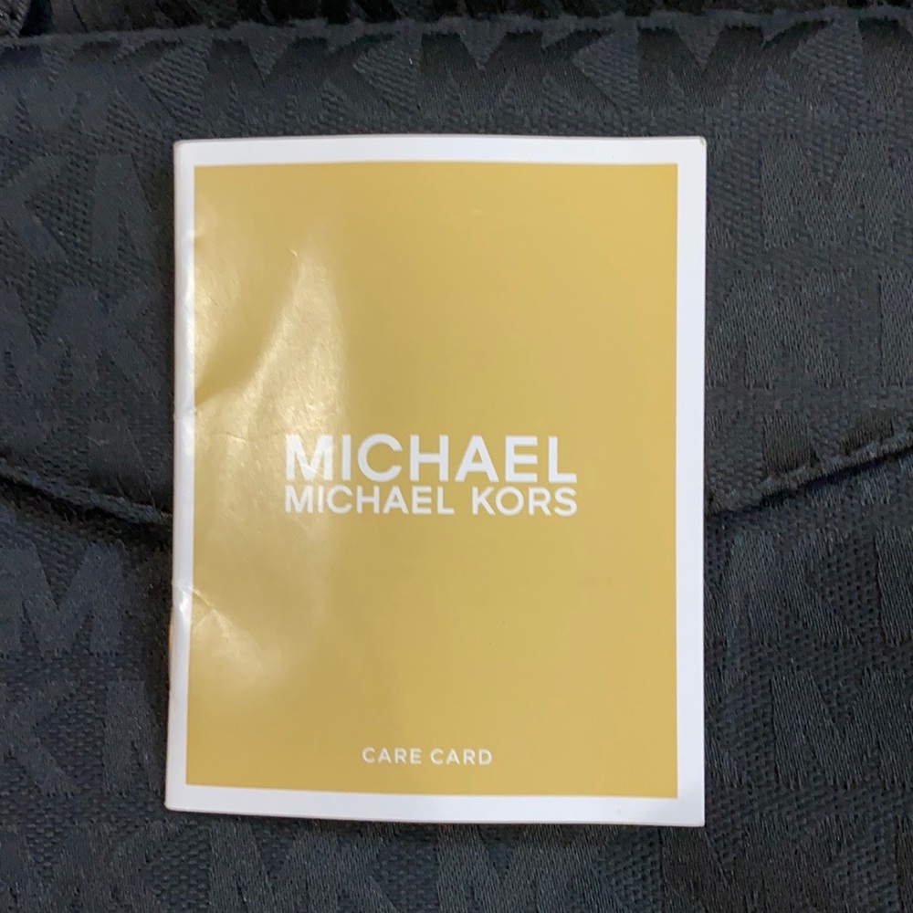 Michael Kors purse - Picture 4 of 12